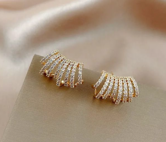 Korean 8 Claws Diamond Earrings