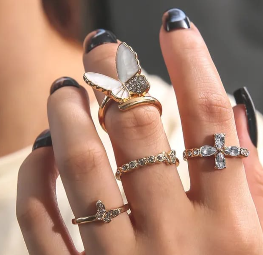 Set of 4 Fancy Butterfly Korean Rings